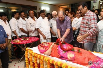 Celebrities Pay Homage to Vijaya Nirmala Garu